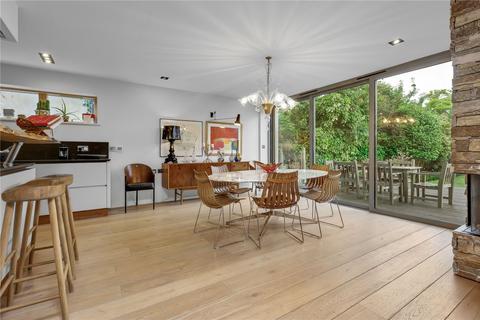 38 Vine Road, East Molesey, KT8 9LF