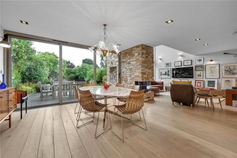 38 Vine Road, East Molesey, KT8 9LF