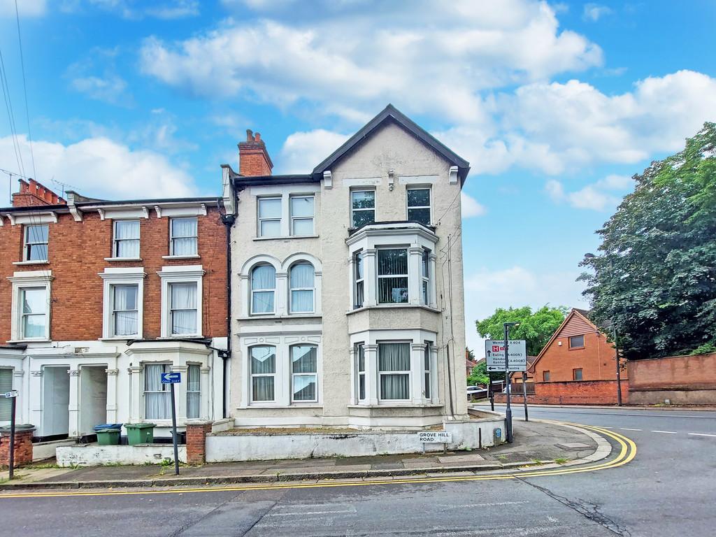 Grove Hill Road, Harrow HA1 2 bed ground floor flat £400,000