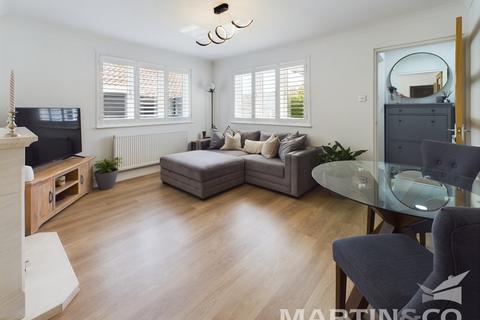 58 Henniker Gate, Chelmsford, CM2 6QH