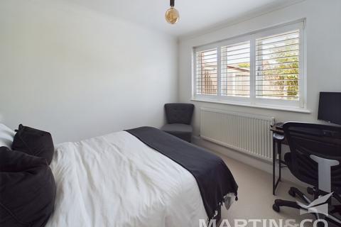 58 Henniker Gate, Chelmsford, CM2 6QH