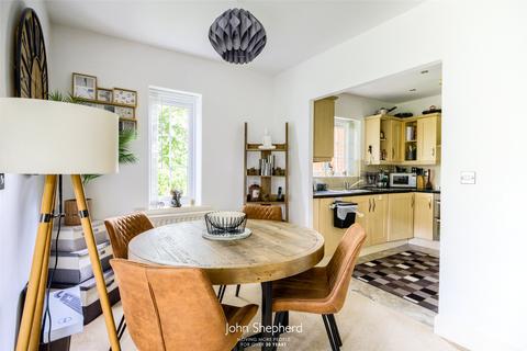 2 bedroom flat for sale - Foxley Drive, Catherine-de-Barnes, Solihull, West Midlands, B91