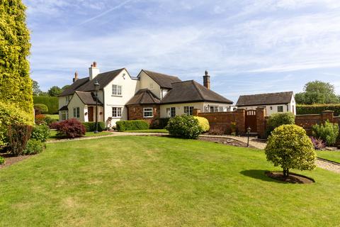 4 bedroom detached house for sale, Rugeley Road, Burntwood