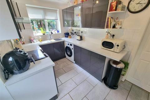 33 Colemere Drive, Wirral, CH61 7XS