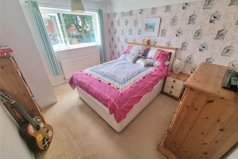 33 Colemere Drive, Wirral, CH61 7XS