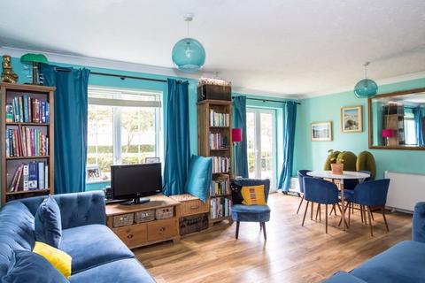 152 Campbell Drive, Cardiff, CF11 7TQ