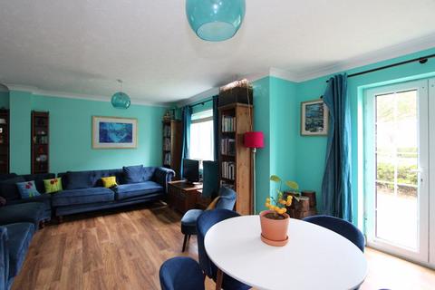 152 Campbell Drive, Cardiff, CF11 7TQ