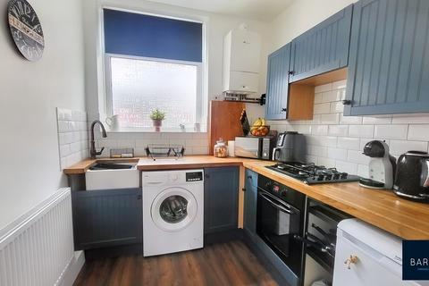 2 bedroom cottage for sale, Old Lane, Birkenshaw