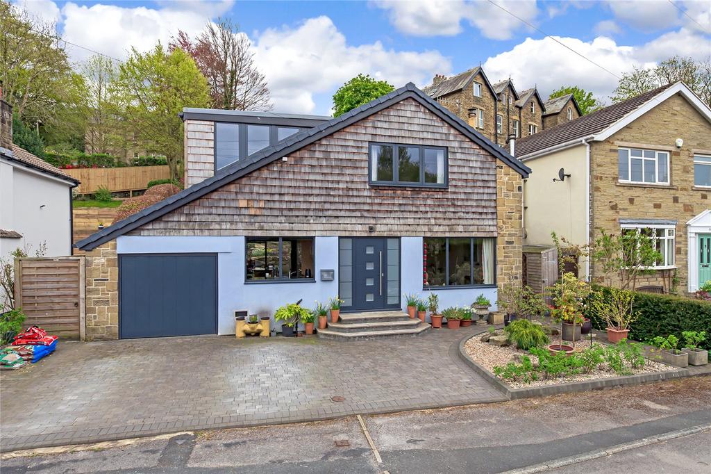 Sedbergh Park, Ilkley, West Yorkshire, LS29 4 bed detached house for sale £595,000