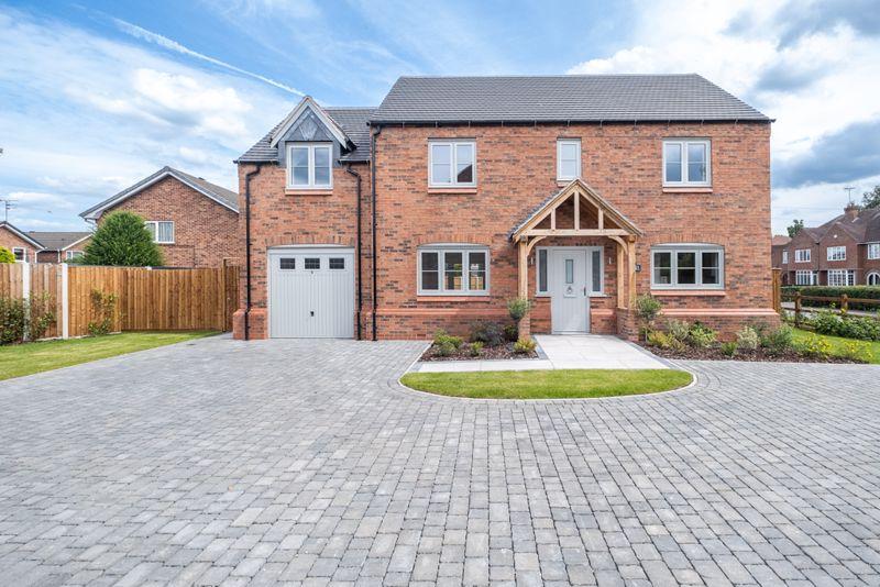 61 Station Road, Rolleston on Dove, DE13 9AA 4 bed detached house for