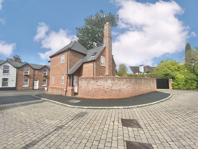 Rose Cottage, Nursery Lane, Four Oaks, Sutton Coldfield, B74 4TP 2 bed