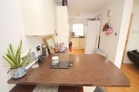 2 bedroom terraced house for sale, Hartington Close, Harrow