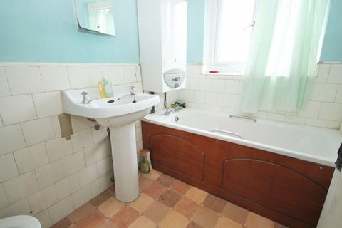 81 Chalfont Avenue, Wembley, HA9 6NJ