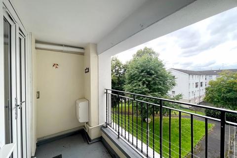 2/5, 5 Broomhill Path, Glasgow, G11 7AL