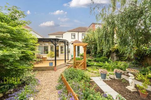 70 Devonshire Road, Hornchurch, RM12 4LQ