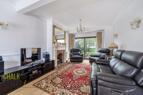 70 Devonshire Road, Hornchurch, RM12 4LQ