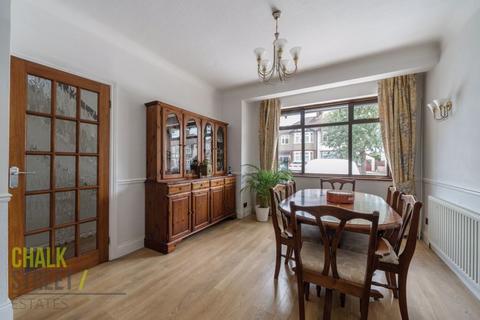 70 Devonshire Road, Hornchurch, RM12 4LQ