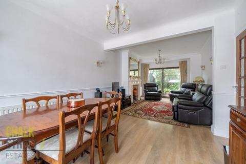 70 Devonshire Road, Hornchurch, RM12 4LQ