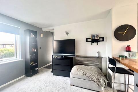 undefined, Highgrove Close, Calne SN11