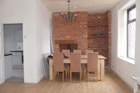 3 Warrington Street, Lees, Oldham, OL4 5AE