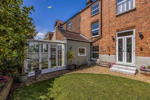 4 bedroom semi-detached house for sale, Stansted Road, Southsea