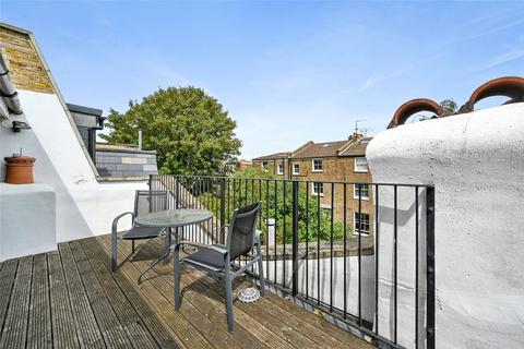4 bedroom maisonette to rent, Stowe Road, Shepherds Bush, London, W12