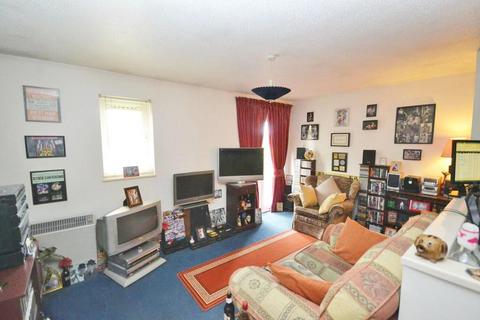2 bedroom maisonette for sale, Walnut Tree, Milton Keynes MK7