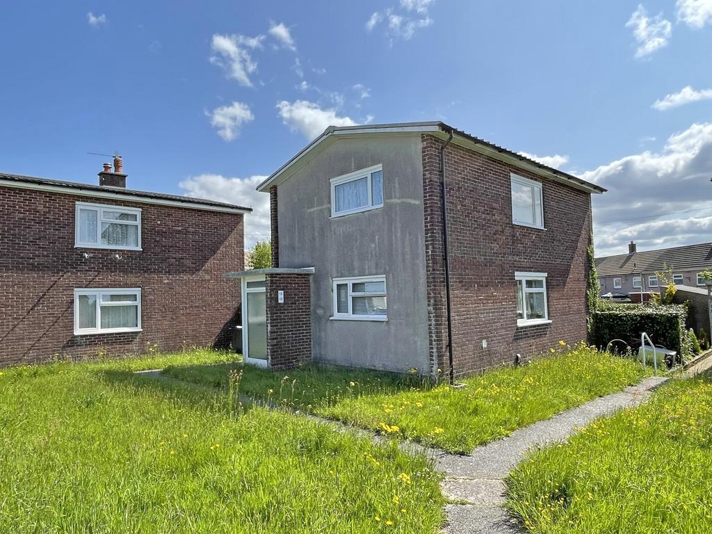Southway, Plymouth PL6 1 bed flat to rent £670 pcm (£155 pw)