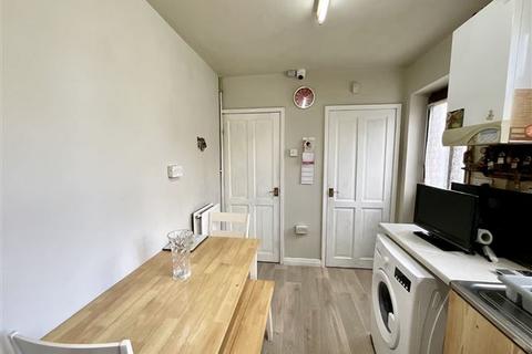 120 Hall Road, Handsworth, Sheffield, S13 9AJ