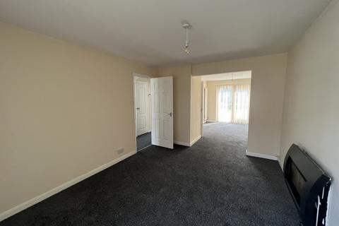 3 bedroom semi-detached house to rent, GILBERT CLOSE LE4 7PF, LEICESTER, LEICESTERHIRE, LE4