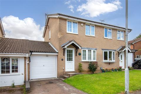 2 bedroom semi-detached house for sale, Rochford Drive, Bedfordshire LU2