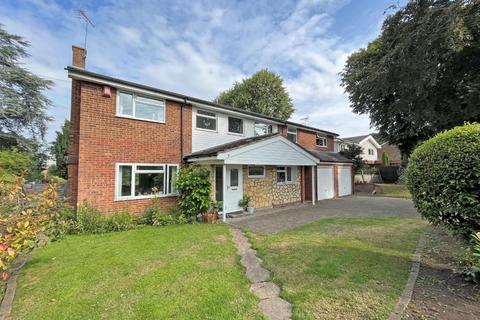 5 bedroom detached house for sale, Woodfield Road, Stevenage