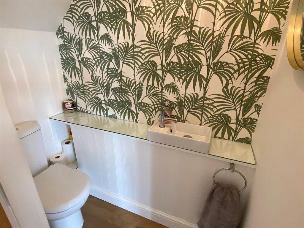 The common 41a wc.jpg