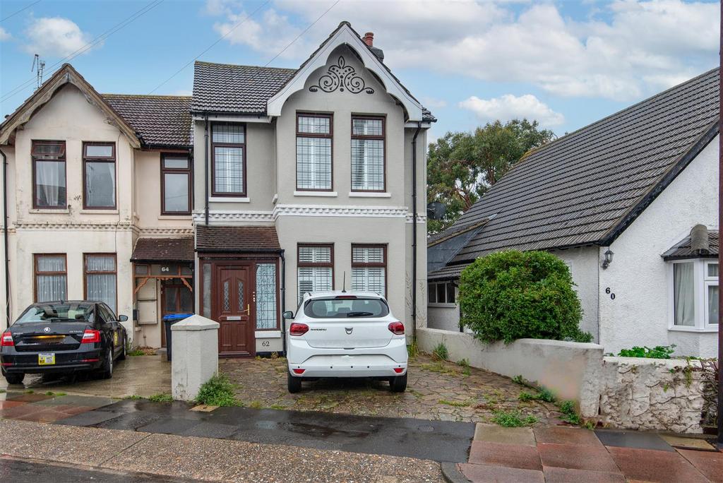 Westcourt Road, Worthing 3 bed semidetached house for sale £525,000
