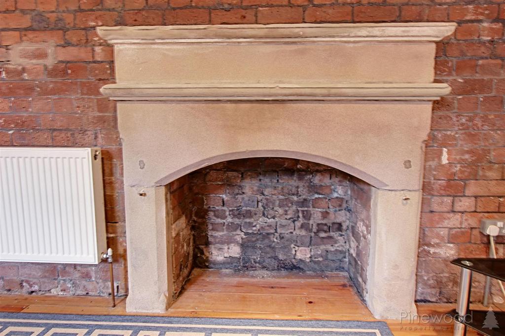 Lounge area   fireplace
