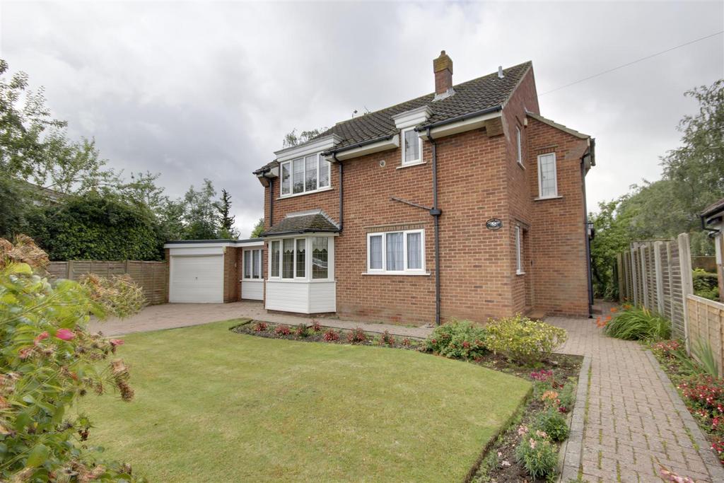 Snuff Mill Lane, Cottingham 3 bed detached house for sale £395,000