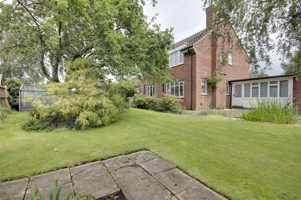 Snuff Mill Lane, Cottingham 3 bed detached house for sale £395,000
