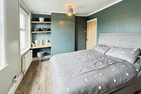 43 Church Hill, Shepherdswell, Dover, CT15 7NR