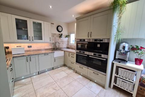 9 Elgin Road, Wallington, SM6 8RE