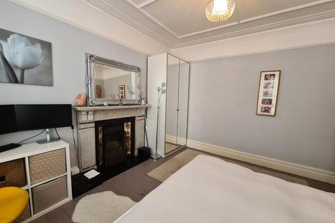 9 Elgin Road, Wallington, SM6 8RE