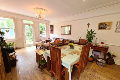 9 Elgin Road, Wallington, SM6 8RE