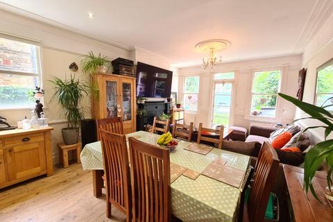 9 Elgin Road, Wallington, SM6 8RE