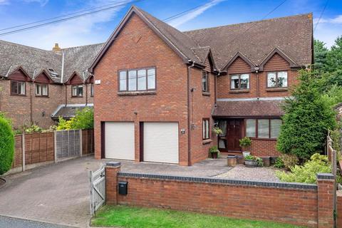 4 bedroom house for sale, Banks Green, Upper Bentley