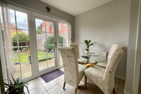 10 Hermitage Way, Wootton, Northampton, NN4 6JG