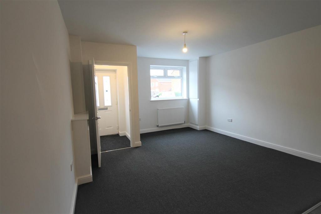 Partington Lane, Swinton, Manchester 1 bed flat £750 pcm (£173 pw)
