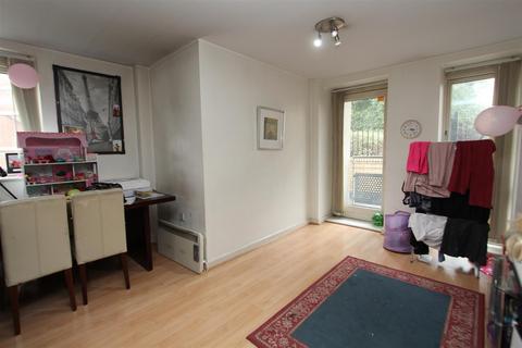 2 bedroom apartment for sale, 206 Aspect 14, Elmwood Lane, Leeds