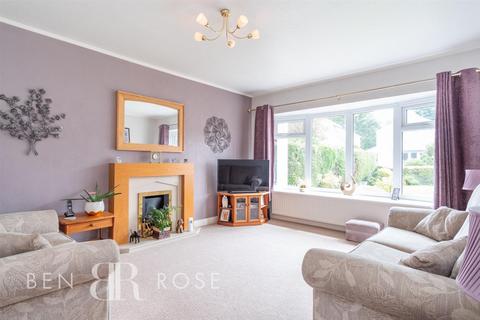 3 bedroom detached house for sale, Bispham Avenue, Farington Moss, Leyland