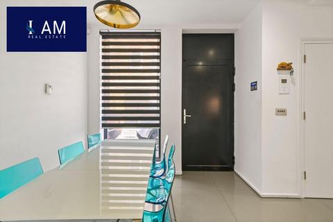 4 bedroom end of terrace house for sale - Grimsby Street, London