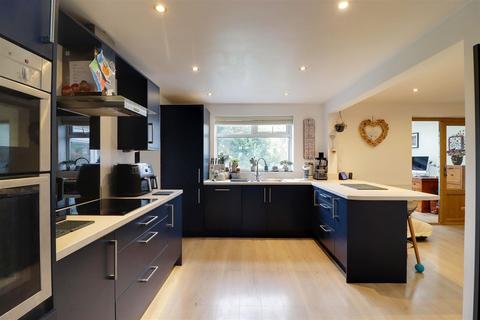 9 Barton Drive, Hessle, HU13 0HN