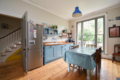 12 Clyde Road, St Leonards-on-sea, TN38 0QE